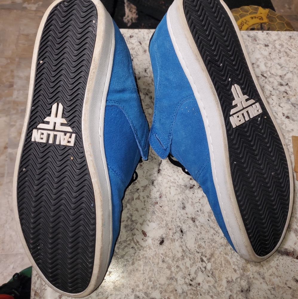 Fallen shoe bundle reserved